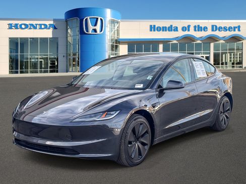 Used 2025 Tesla Model 3 Long Range RWD image 3