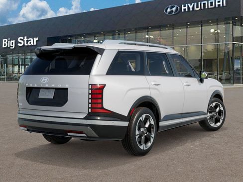 New 2026 Hyundai Palisade Limited FWD image 4
