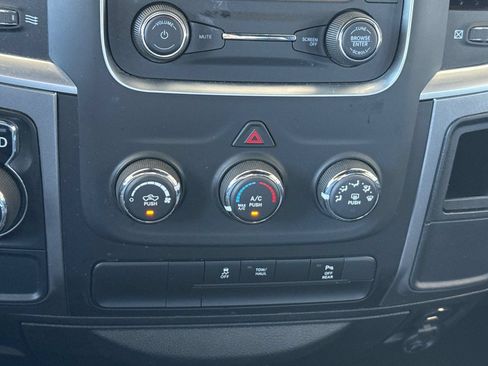 Used 2024 RAM 1500 Warlock RWD image 28