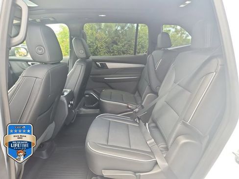 New 2026 Buick Enclave Preferred w/ Power Package AWD/4WD image 9