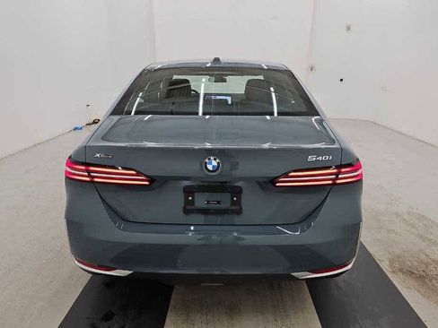 Used 2026 BMW 540i xDrive AWD/4WD image 5