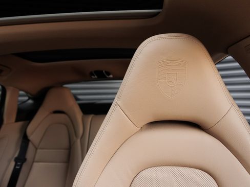 Certified 2023 Porsche Panamera Platinum Edition RWD image 15