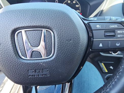 Used 2024 Honda HR-V EX-L image 12