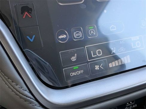 New 2025 Subaru Outback Premium image 28