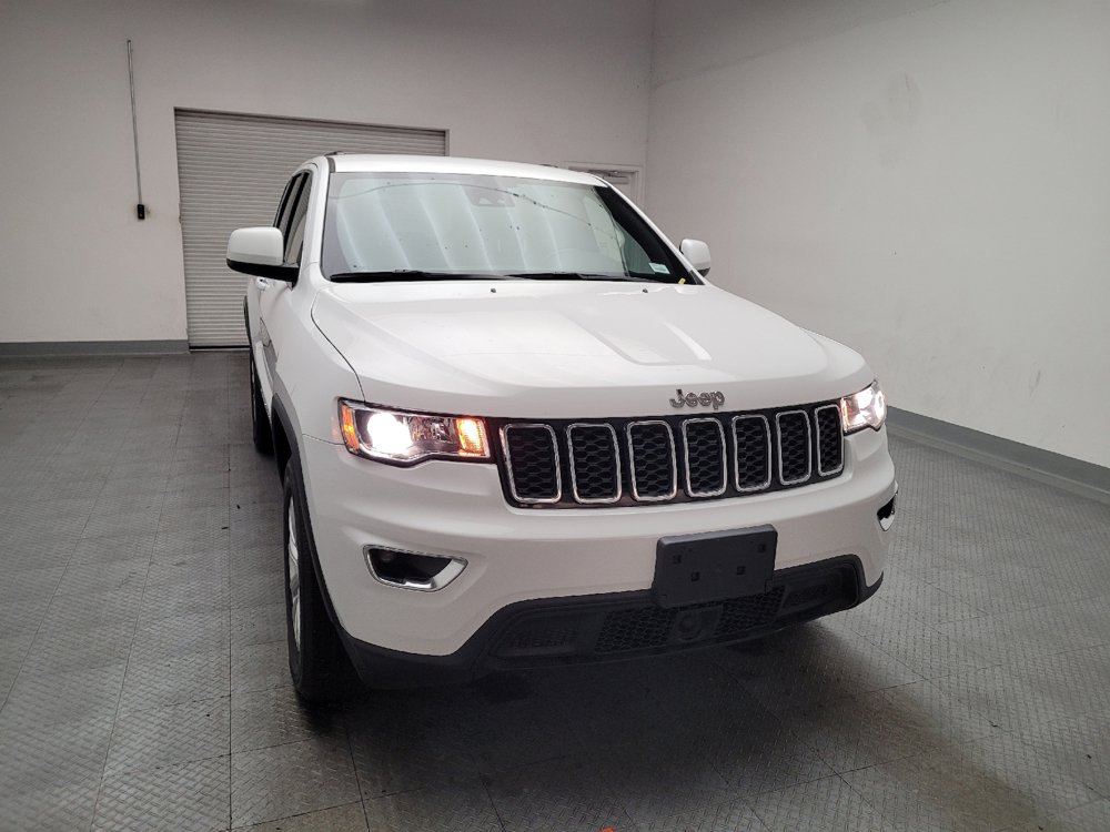 Used 2022 Jeep Grand Cherokee Laredo X AWD/4WD image 14