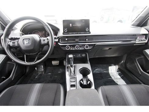 Used 2024 Honda Civic Sport image 8