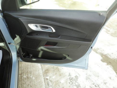 Used 2015 Chevrolet Equinox LS image 17