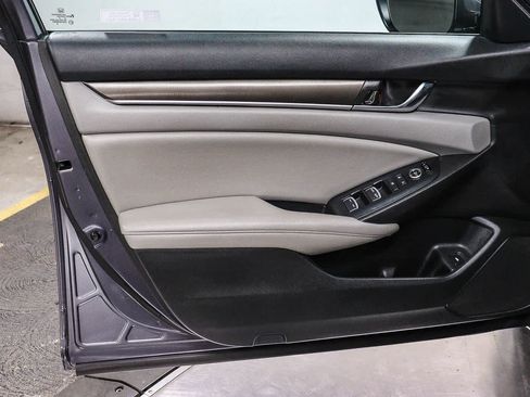 Used 2019 Honda Accord LX image 21