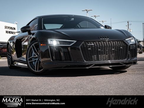 Used 2017 Audi R8 V10 plus image 1