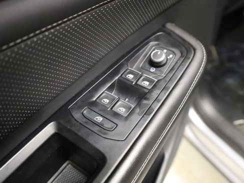 Used 2024 Volkswagen Atlas SEL Premium R-Line image 18