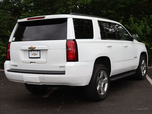 Used 2018 Chevrolet Tahoe LT w/ Luxury Package AWD/4WD image 11