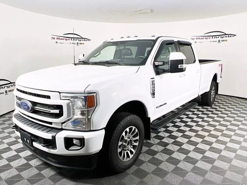 Used 2022 Ford F250 Lariat w/ Lariat Ultimate Package AWD/4WD image 4