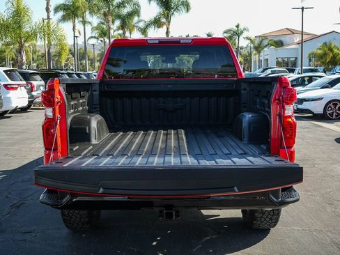 Used 2024 Chevrolet Silverado 1500 Custom Trail Boss w/ LPO, Dark Essentials Package AWD/4WD image 25