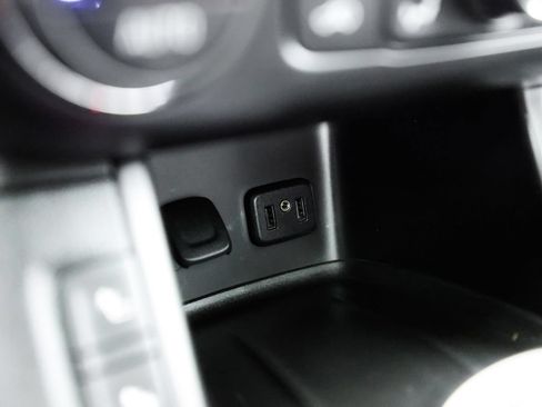 Used 2019 GMC Acadia SLT w/ Black Edition AWD/4WD image 33