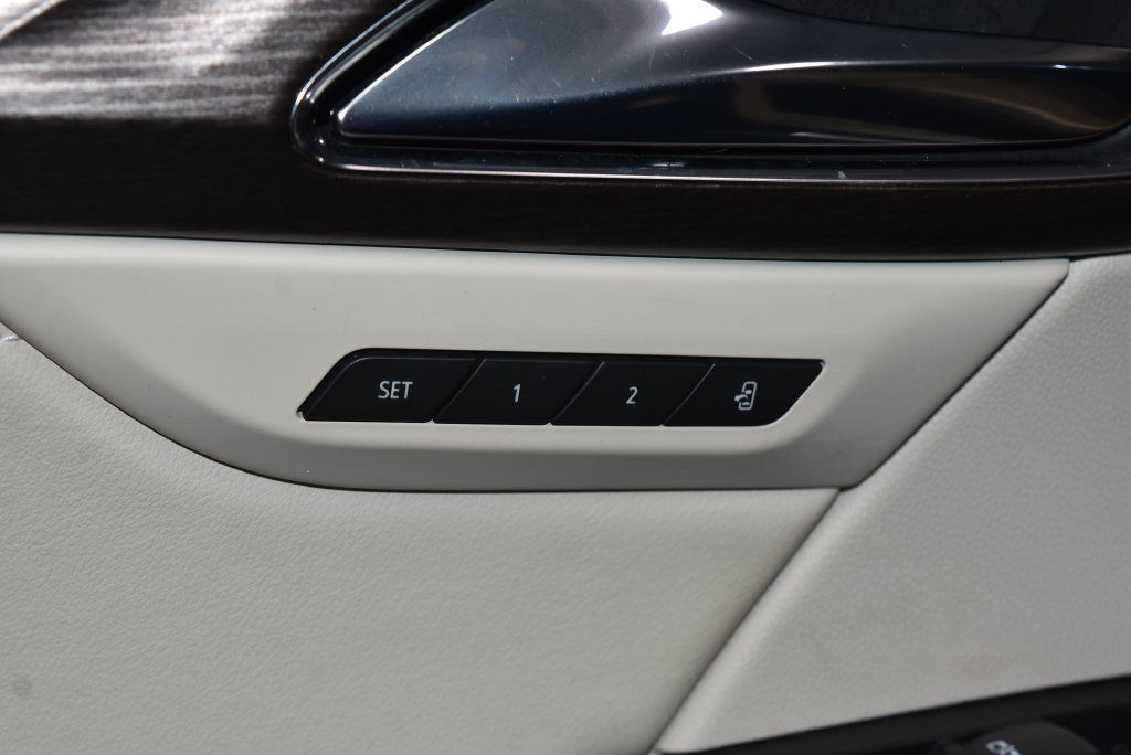 Used 2023 Buick Envision Avenir FWD image 5