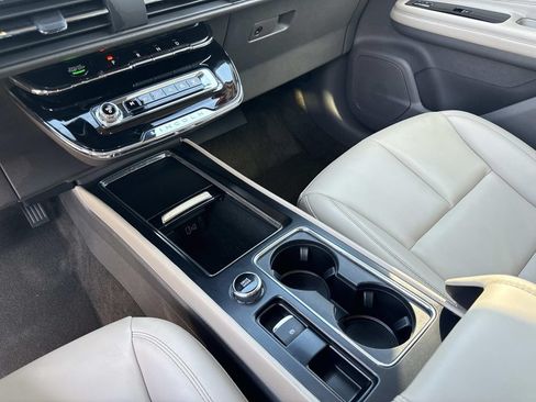 Certified 2023 Lincoln Corsair FWD image 25