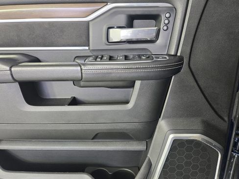 Used 2022 RAM 3500 Laramie image 23
