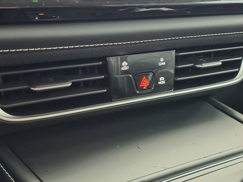 New 2026 Volkswagen Atlas SE image 30