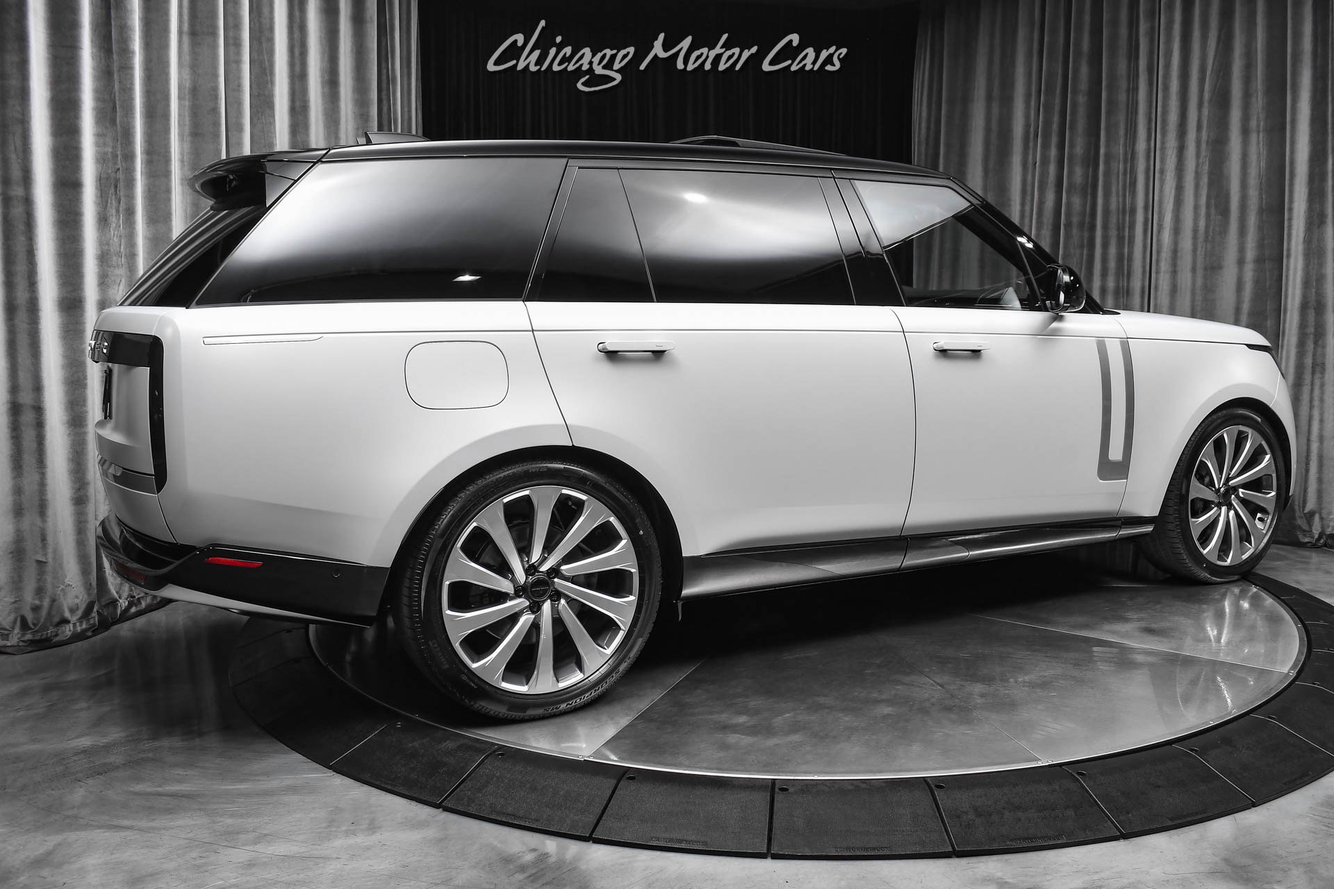 Used 2026 Land Rover Range Rover Long Wheelbase Autobiography AWD/4WD image 5