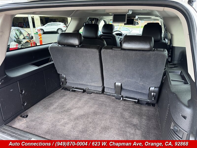 Used 2014 GMC Yukon XL Denali AWD/4WD image 31