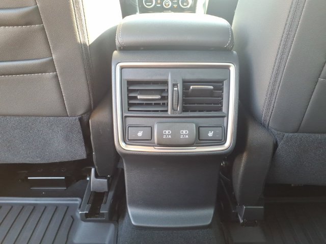 Used 2022 Subaru Forester Touring AWD/4WD image 28