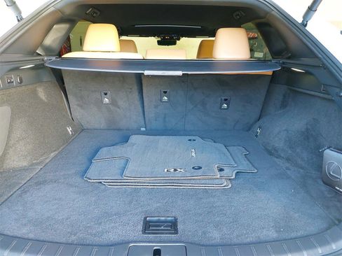 Used 2023 Lexus RX 350h image 12