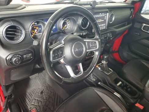 Used 2021 Jeep Gladiator Overland image 9