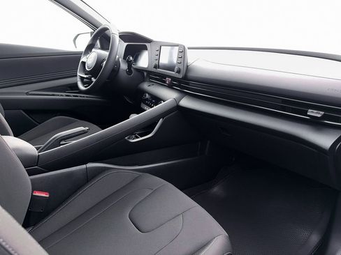 New 2026 Hyundai Elantra Sport FWD image 15