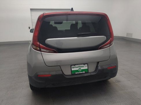 Used 2022 Kia Soul LX w/ Technology Package FWD image 6