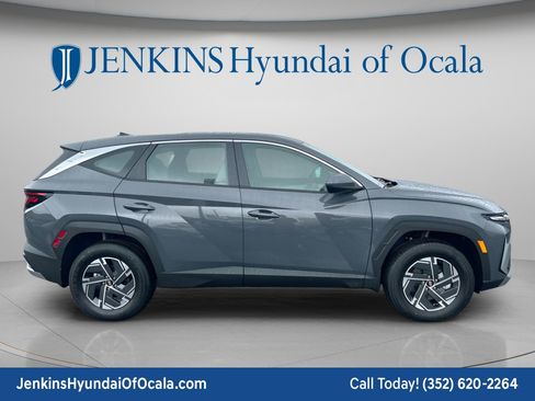 New 2026 Hyundai Tucson Blue SE AWD/4WD image 3
