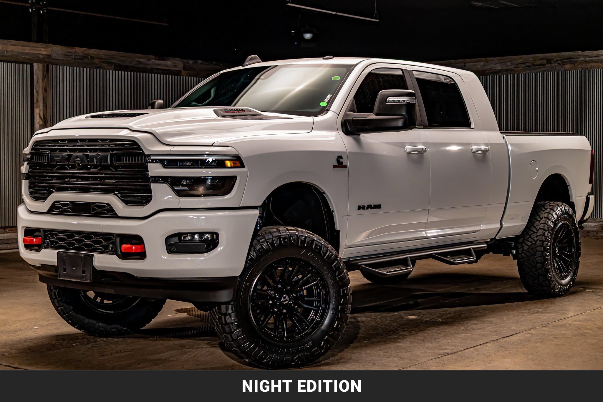 Used 2025 RAM 2500 Laramie w/ Night Edition AWD/4WD image 5
