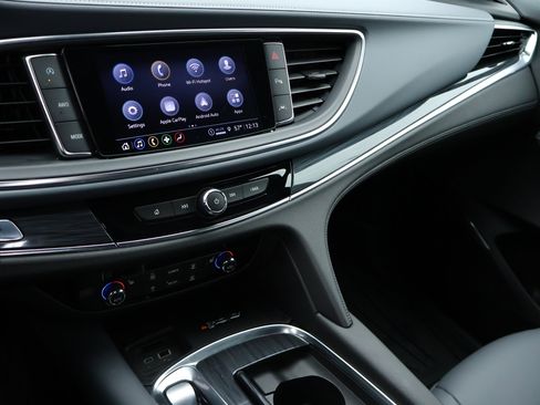 Used 2024 Buick Enclave Essence w/ Experience Buick Package image 19