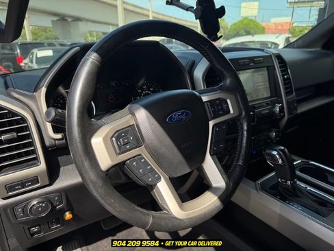 Used 2019 Ford F150 Lariat w/ Equipment Group 502A Luxury AWD/4WD image 14