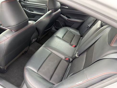 Used 2024 Nissan Altima 2.5 SR FWD image 25
