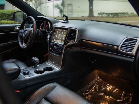 Used 2014 Jeep Grand Cherokee Limited image 25