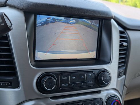 Used 2016 GMC Yukon XL SLT RWD image 12