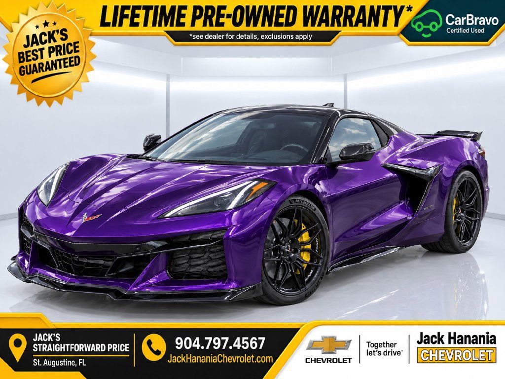 Used 2025 Chevrolet Corvette Z06 w/ Stealth Interior Trim Package RWD image 3