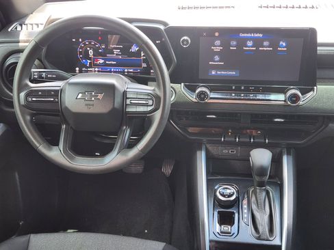 Certified 2024 Chevrolet Colorado Trail Boss w/ Technology Package AWD/4WD image 30