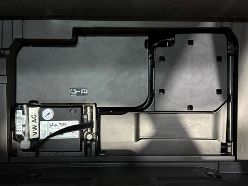 Used 2017 Porsche Panamera 4S image 81