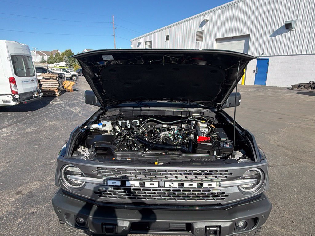 Used 2023 Ford Bronco Badlands w/ Sasquatch Package AWD/4WD image 19