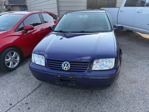 Used 2001 Volkswagen Jetta GL FWD image 2
