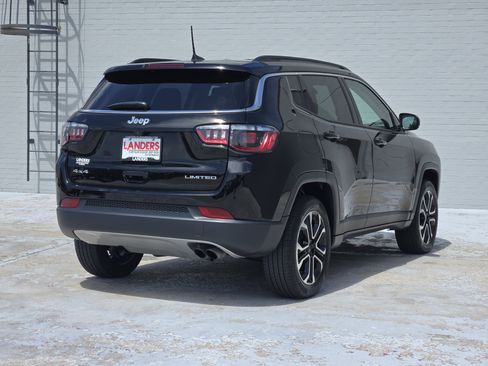 Used 2022 Jeep Compass Limited AWD/4WD image 8