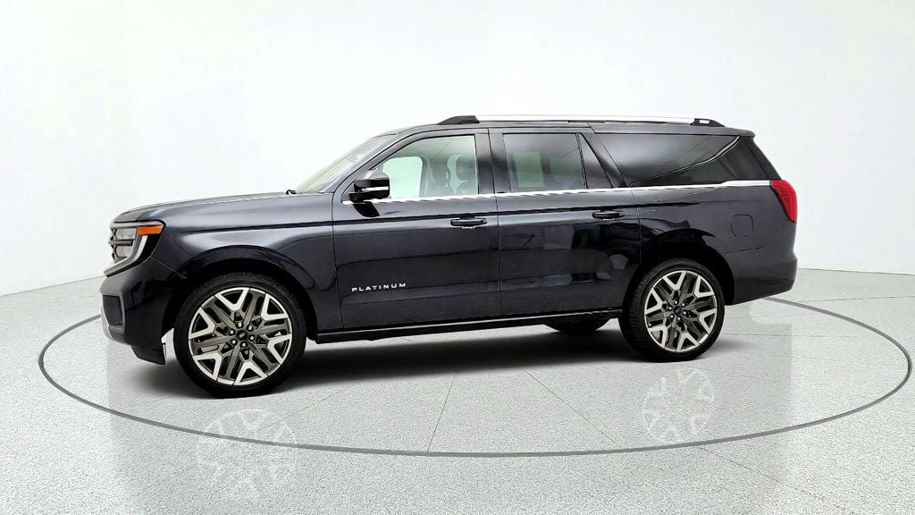 Used 2025 Ford Expedition Max Platinum w/ Platinum Ultimate Package AWD/4WD image 8