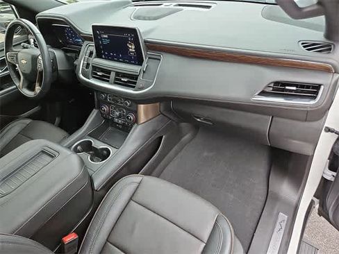 Certified 2024 Chevrolet Suburban High Country w/ Advanced Technology Package image 35