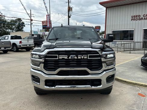 Used 2026 RAM 2500 Big Horn AWD/4WD image 2