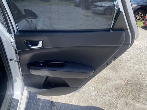 Used 2016 Kia Optima SX FWD image 11