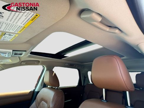 Used 2024 Nissan Pathfinder Platinum w/ Cargo Package FWD image 29