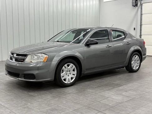Used 2012 Dodge Avenger SE image 5