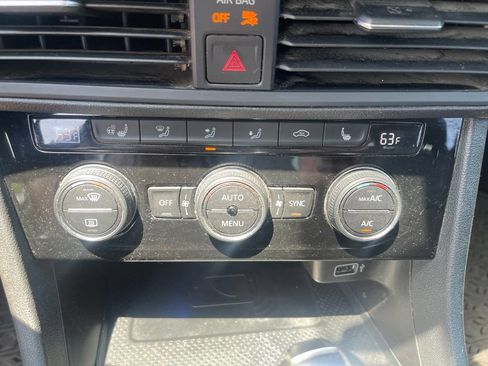 Used 2020 Volkswagen Jetta SEL FWD image 13