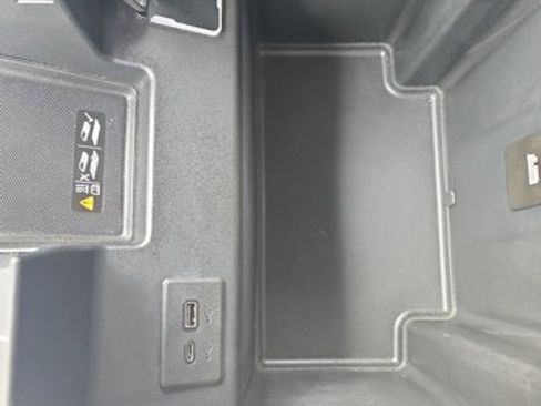 Used 2024 GMC Sierra 1500 SLT w/ SLT Premium Plus Package image 43